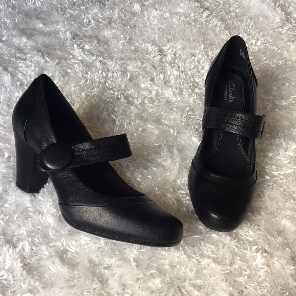 Beautiful Mary Jane clarks